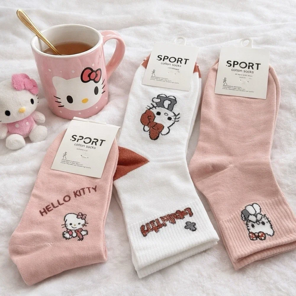 Hello Kitty  FashionSocks 3 Pair Set Women Pink  Crew Socks Cute Gift 9-11